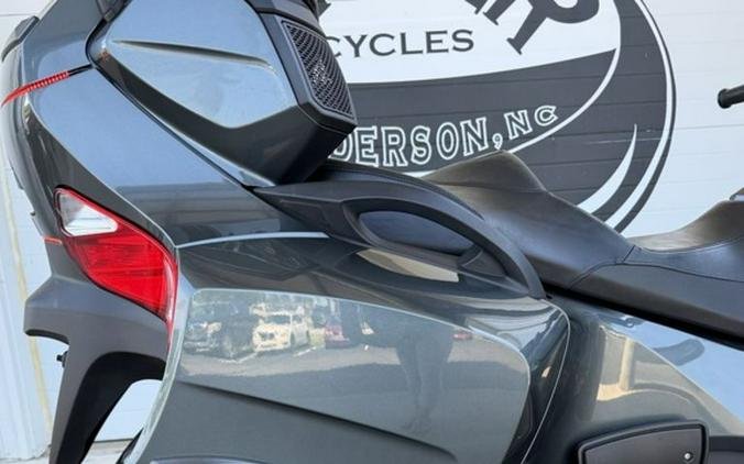 2018 Can-Am® Spyder® RT Limited Dark