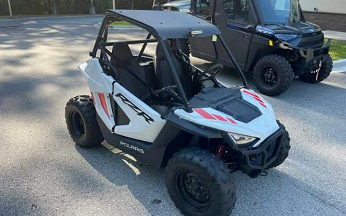 2022 Polaris RZR 200 EFI