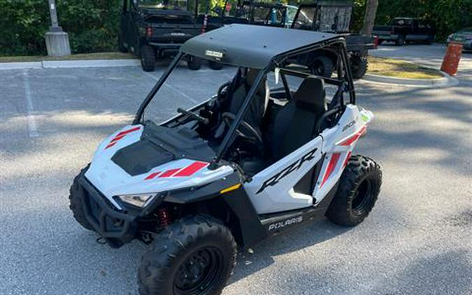 2022 Polaris RZR 200 EFI