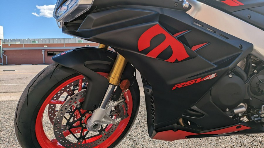 2024 Aprilia RSV4 1100