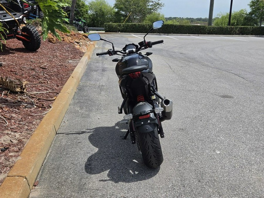 2026 Triumph Trident 800 Jet Black