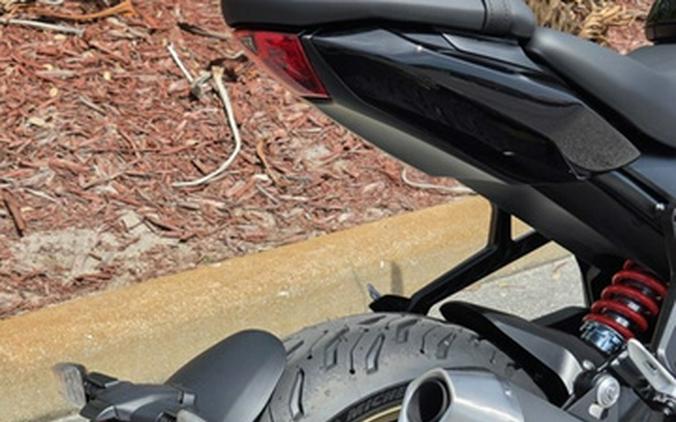 2026 Triumph Trident 800 Jet Black
