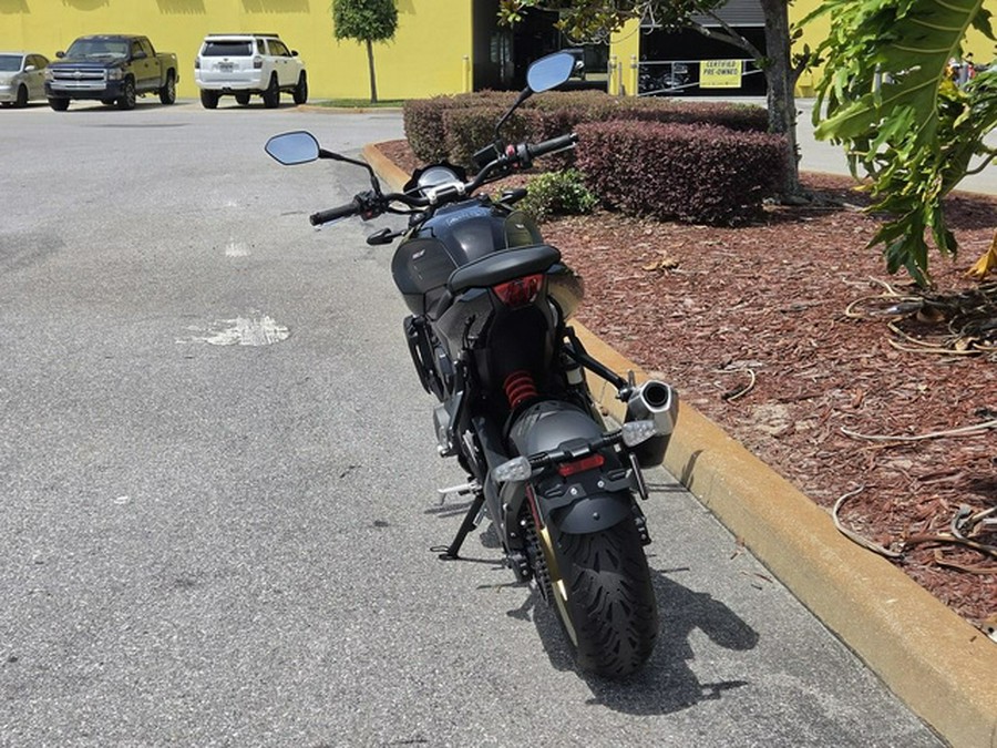 2026 Triumph Trident 800 Jet Black
