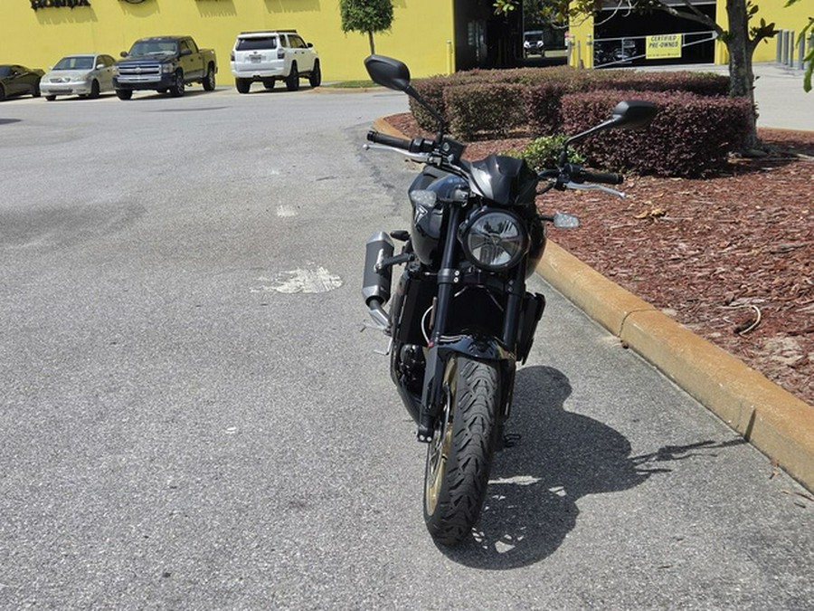 2026 Triumph Trident 800 Jet Black