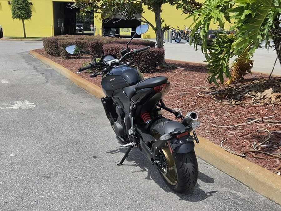 2026 Triumph Trident 800 Jet Black