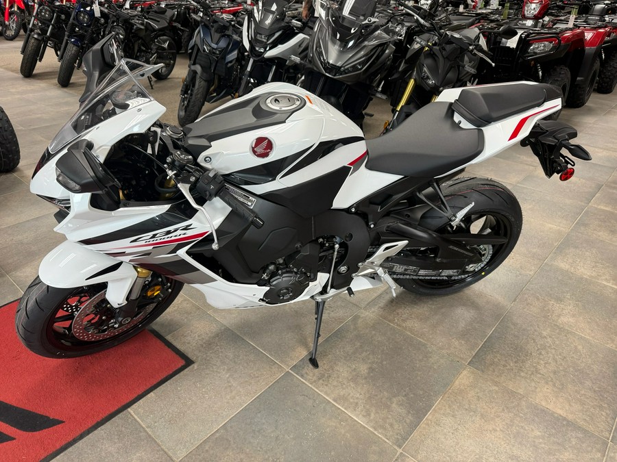 2027 Honda CBR1000RR
