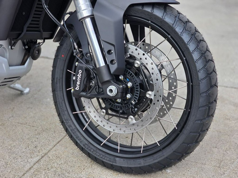 2027 Moto Guzzi Stelvio Base