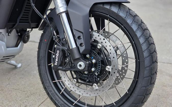 2027 Moto Guzzi Stelvio Base