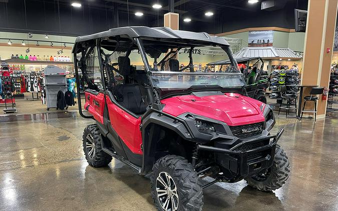 2016 Honda® Pioneer 1000-5 Deluxe