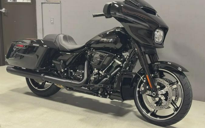 FLHX 2025 Street Glide®