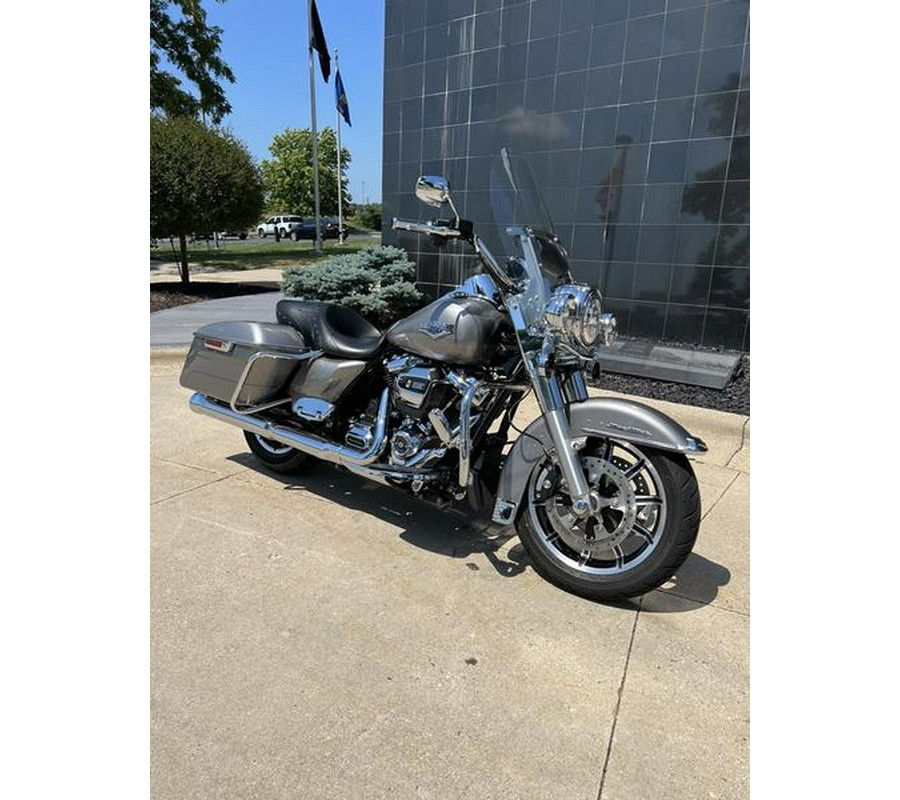 2017 Harley-Davidson® FLHR - Road King®