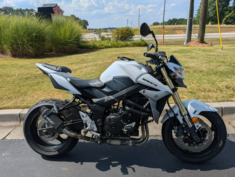 2016 Suzuki GSX-S750L6 White