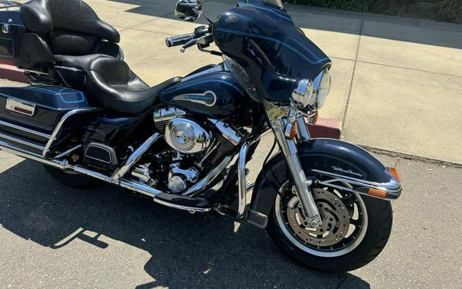 2004 Harley-Davidson® FLHTCUI - Electra Glide® Ultra Classic®