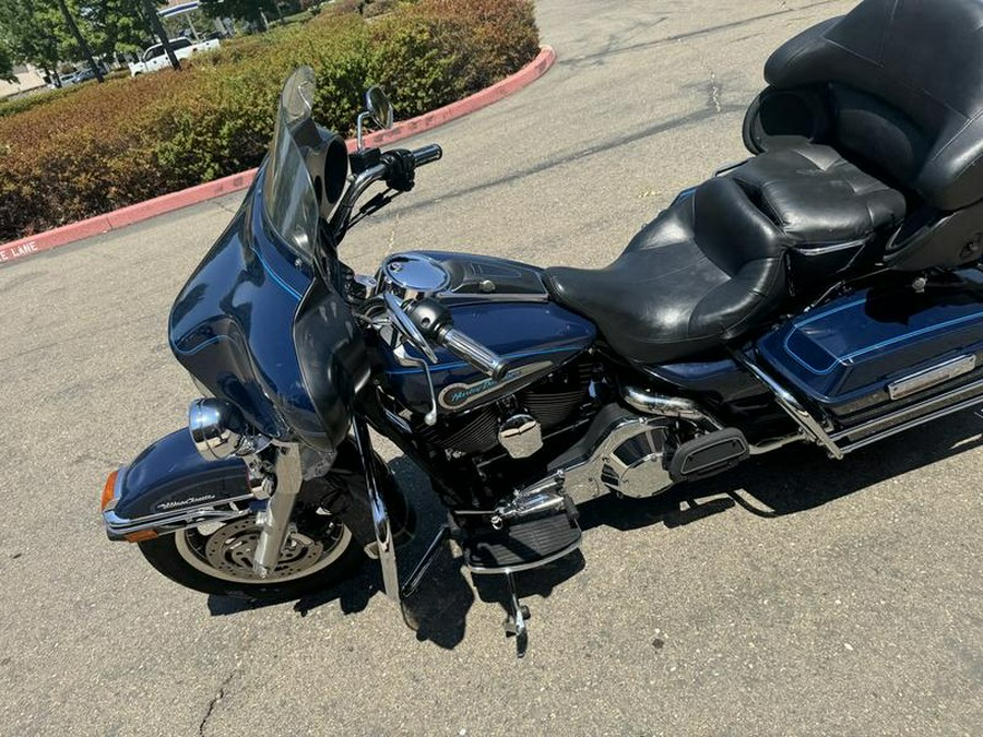 2004 Harley-Davidson® FLHTCUI - Electra Glide® Ultra Classic®