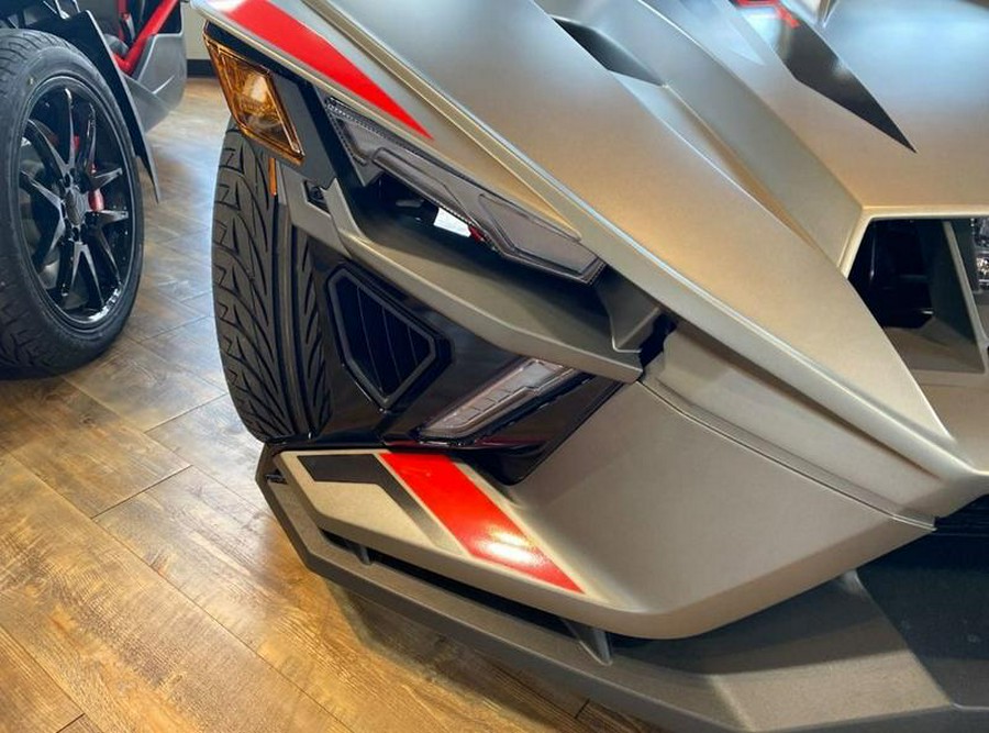 2024 Polaris Slingshot® Slingshot® R AutoDrive Phantom Gray