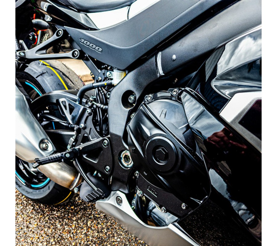 2025 Suzuki GSX-R1000