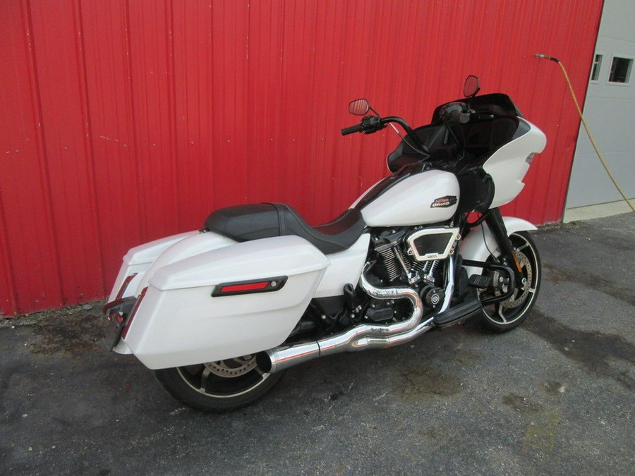 2024 Harley-Davidson® FLTRX - Road Glide®