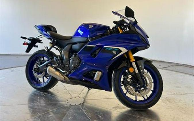 2025 Yamaha YZF-R7