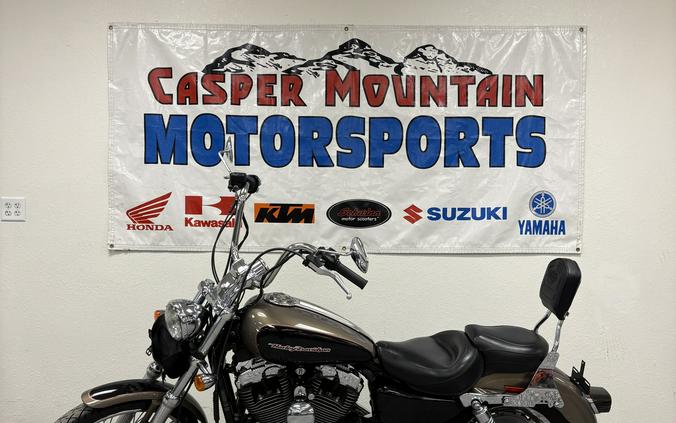 2004 Harley-Davidson® Sportster® 1200 Custom XL1200C - UO7444