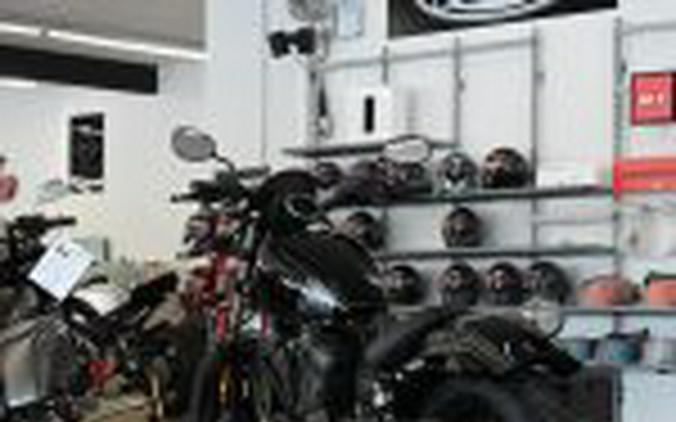 2017 Yamaha Bolt