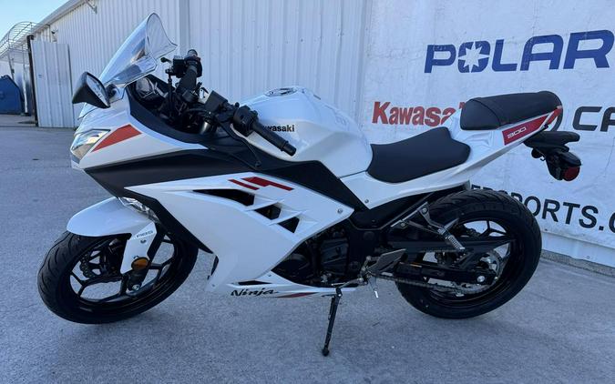 2026 Kawasaki Ninja® 300 ABS