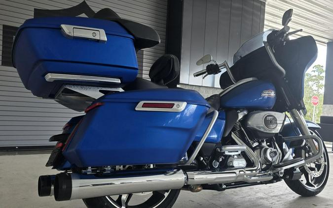 2024 Harley-Davidson® Street Glide® Blue Burst