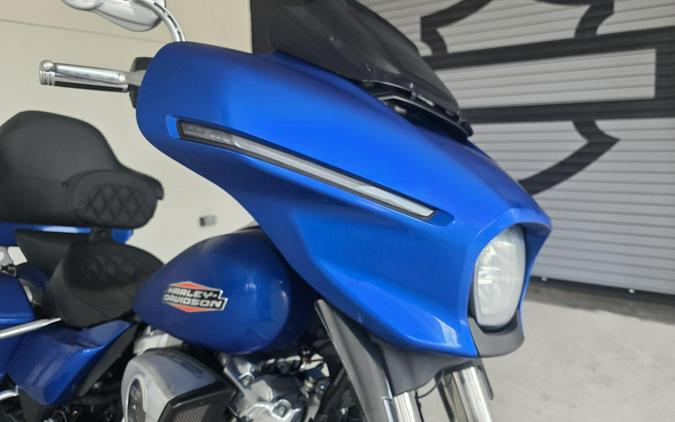 2024 Harley-Davidson® Street Glide® Blue Burst