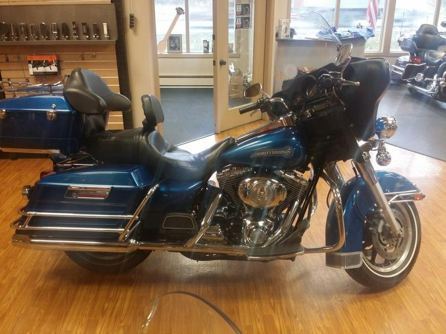 2006 Harley-Davidson® FLHTCI - Electra Glide® Classic