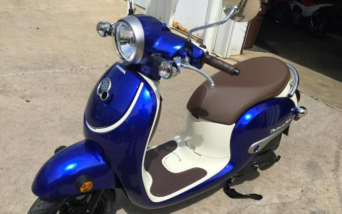 2023 Honda® Metropolitan