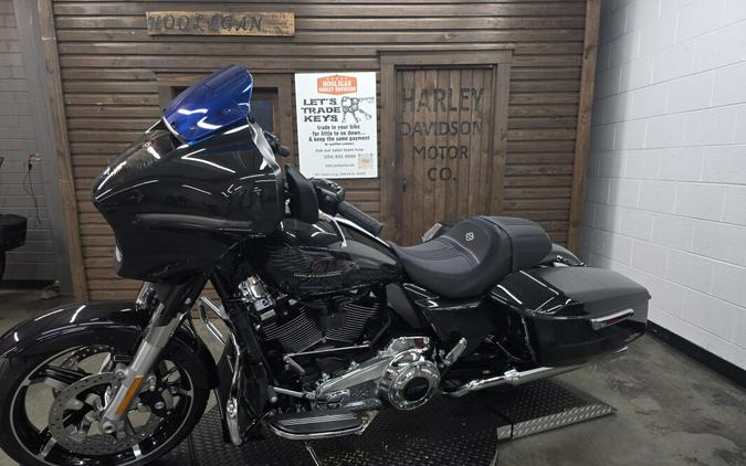 2026 Harley-Davidson® Street Glide® MIDNIGHT EMBER