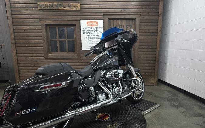 2026 Harley-Davidson® Street Glide® MIDNIGHT EMBER