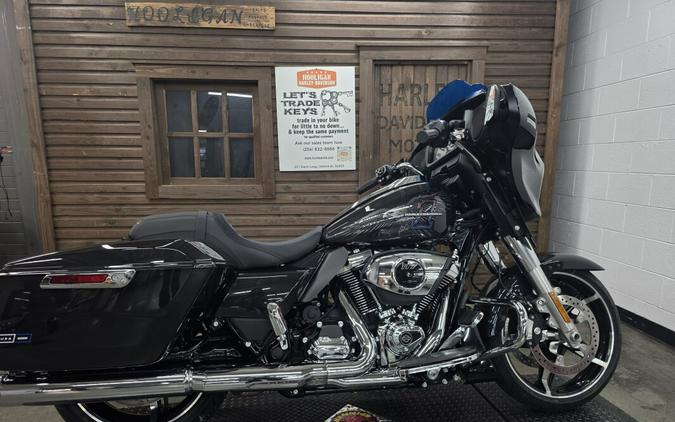 2026 Harley-Davidson® Street Glide® MIDNIGHT EMBER