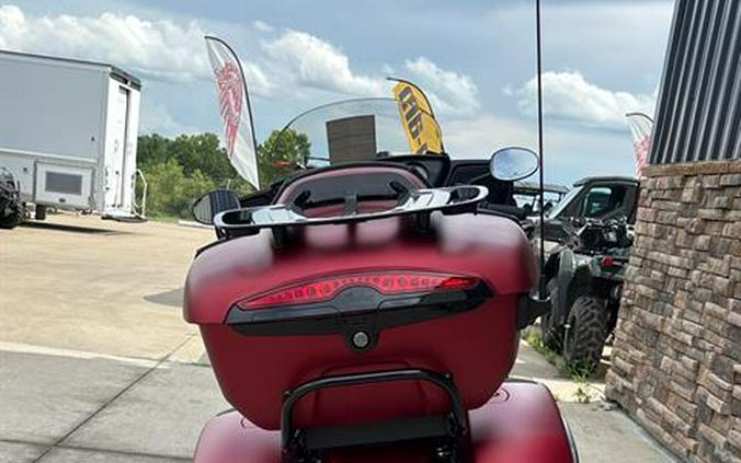 2025 Indian Motorcycle Roadmaster® Dark Horse®