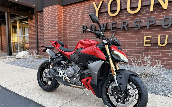 2026 Ducati Streetfighter V2