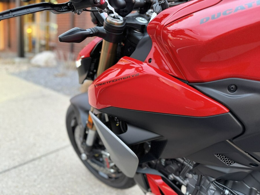 2026 Ducati Streetfighter V2 RED
