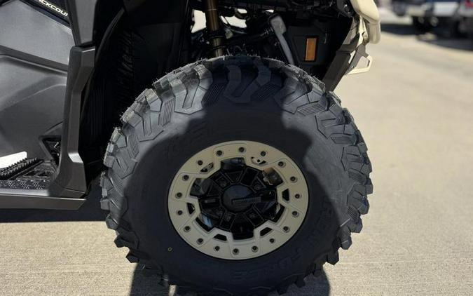 2026 Can-Am® Outlander MAX Backcountry