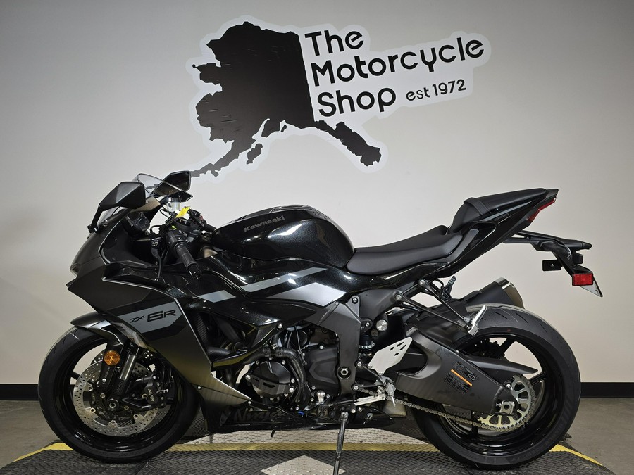 2026 Kawasaki NINJA ZX-6R ABS