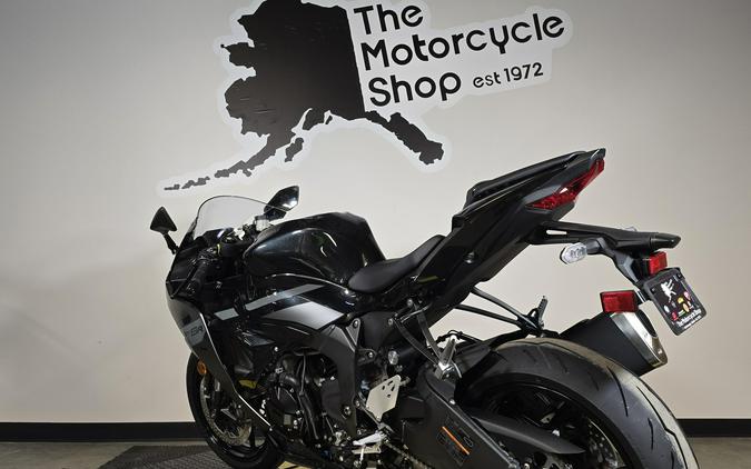 2026 Kawasaki NINJA ZX-6R ABS