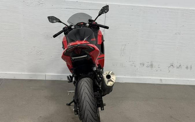 2025 Kawasaki Ninja® 500 ABS Passion Red/Metallic Flat Spark Black