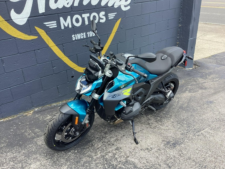 2026 BMW R1300R