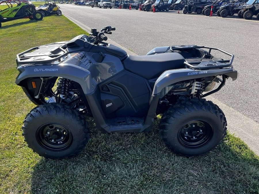 2023 Can-Am® Outlander 500