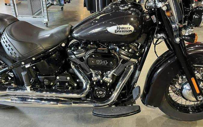 2021 Harley-Davidson® FLHCS - Heritage Classic 114