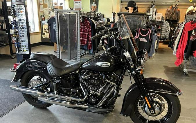 2021 Harley-Davidson® FLHCS - Heritage Classic 114