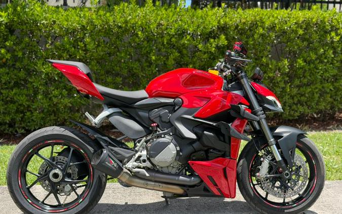 2022 Ducati Streetfighter V2