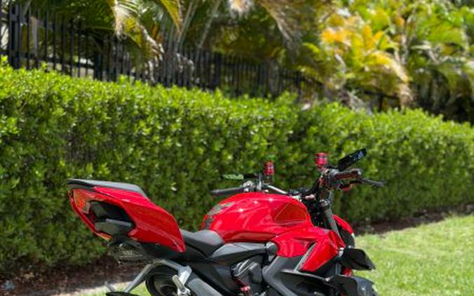 2022 Ducati Streetfighter V2