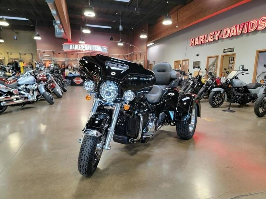 FLHTCUTG 2024 Tri Glide™ Ultra