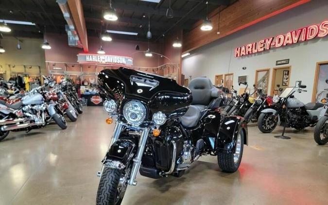 FLHTCUTG 2024 Tri Glide™ Ultra
