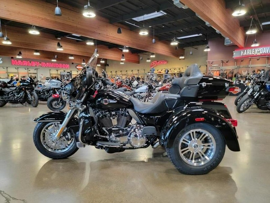 FLHTCUTG 2024 Tri Glide™ Ultra
