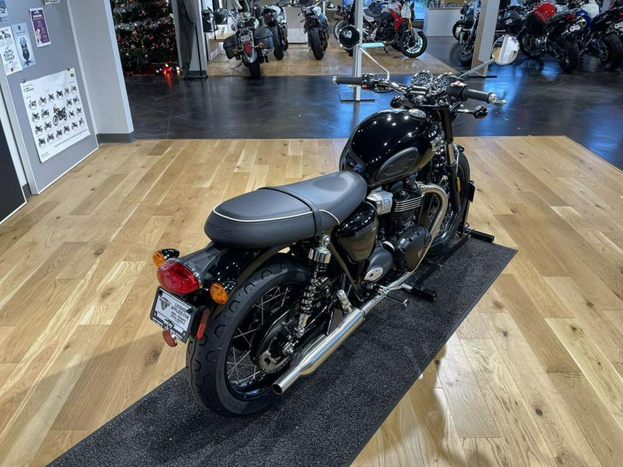 2022 Triumph Bonneville T100 Jet Black