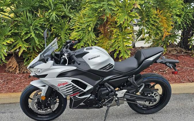 2026 Kawasaki Ninja 650 ABS